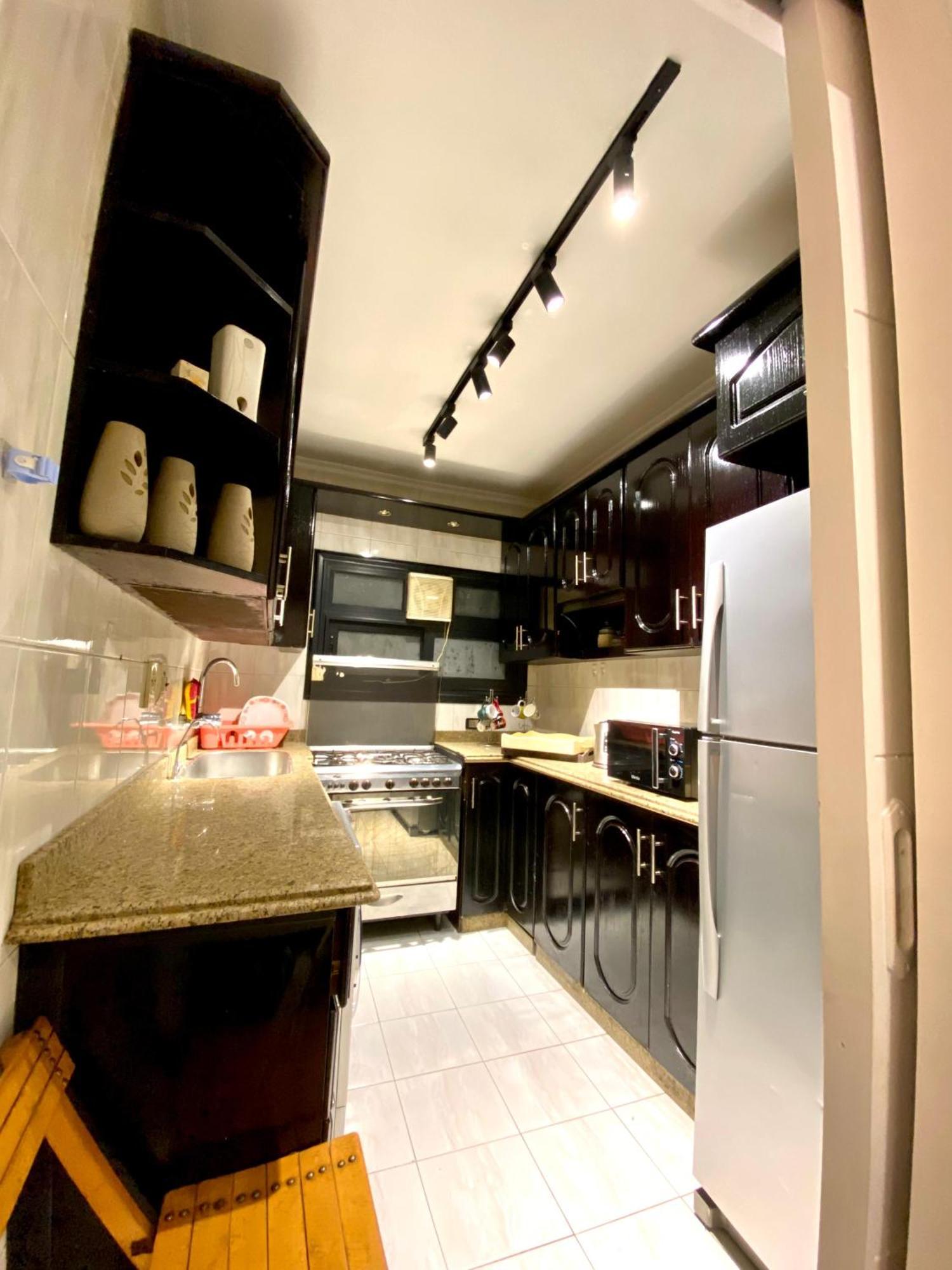 شقه راقية للإيجار مفروشة حديثة بالقرب من شارع شهاب وجزيره العرب المهندسين Apartment Cairo
